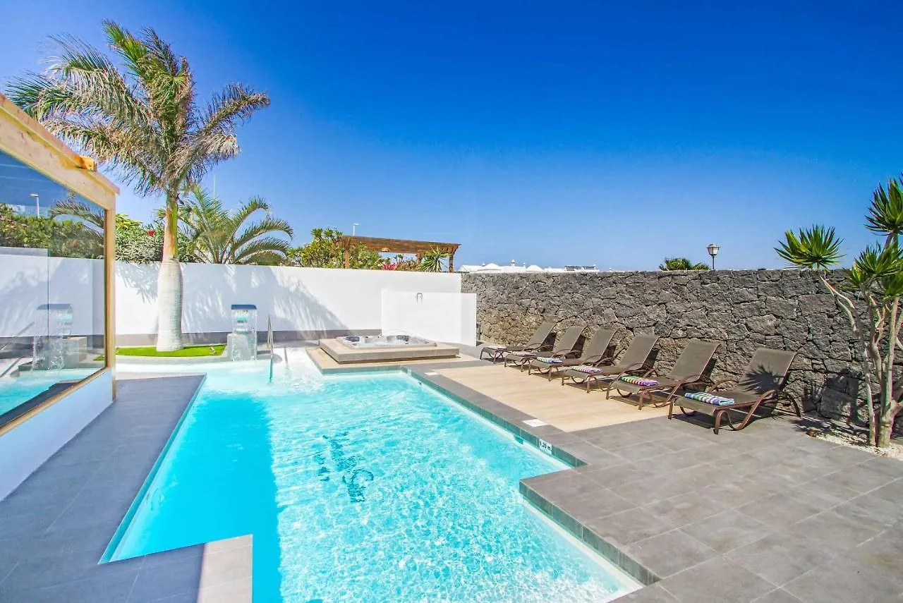 Dream Villa Playa Blanca  0*, Playa Blanca (Lanzarote) Spain